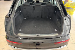 Audi Q5 2020 kuva 18.
