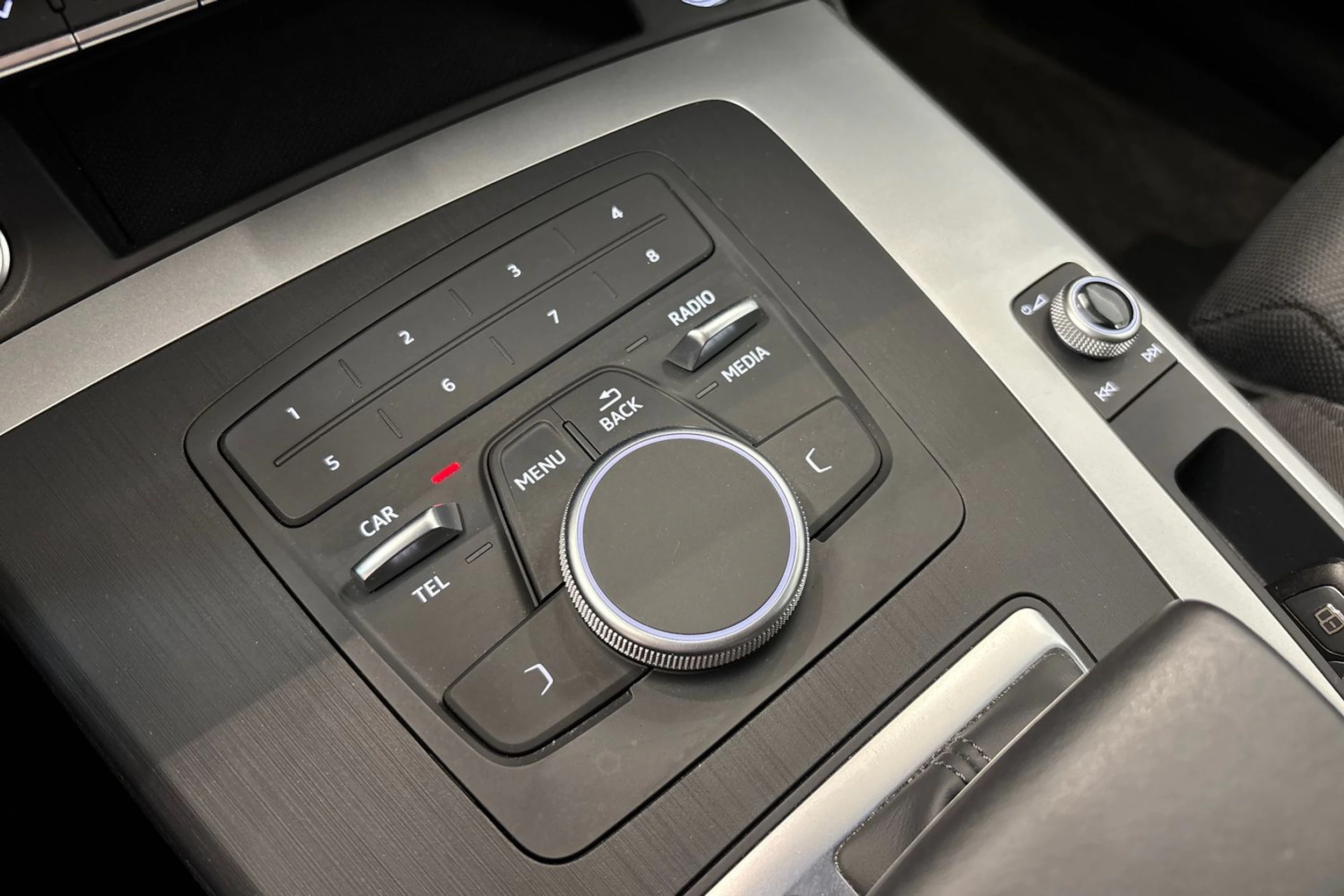 Audi Q5 2020 kuva 29.
