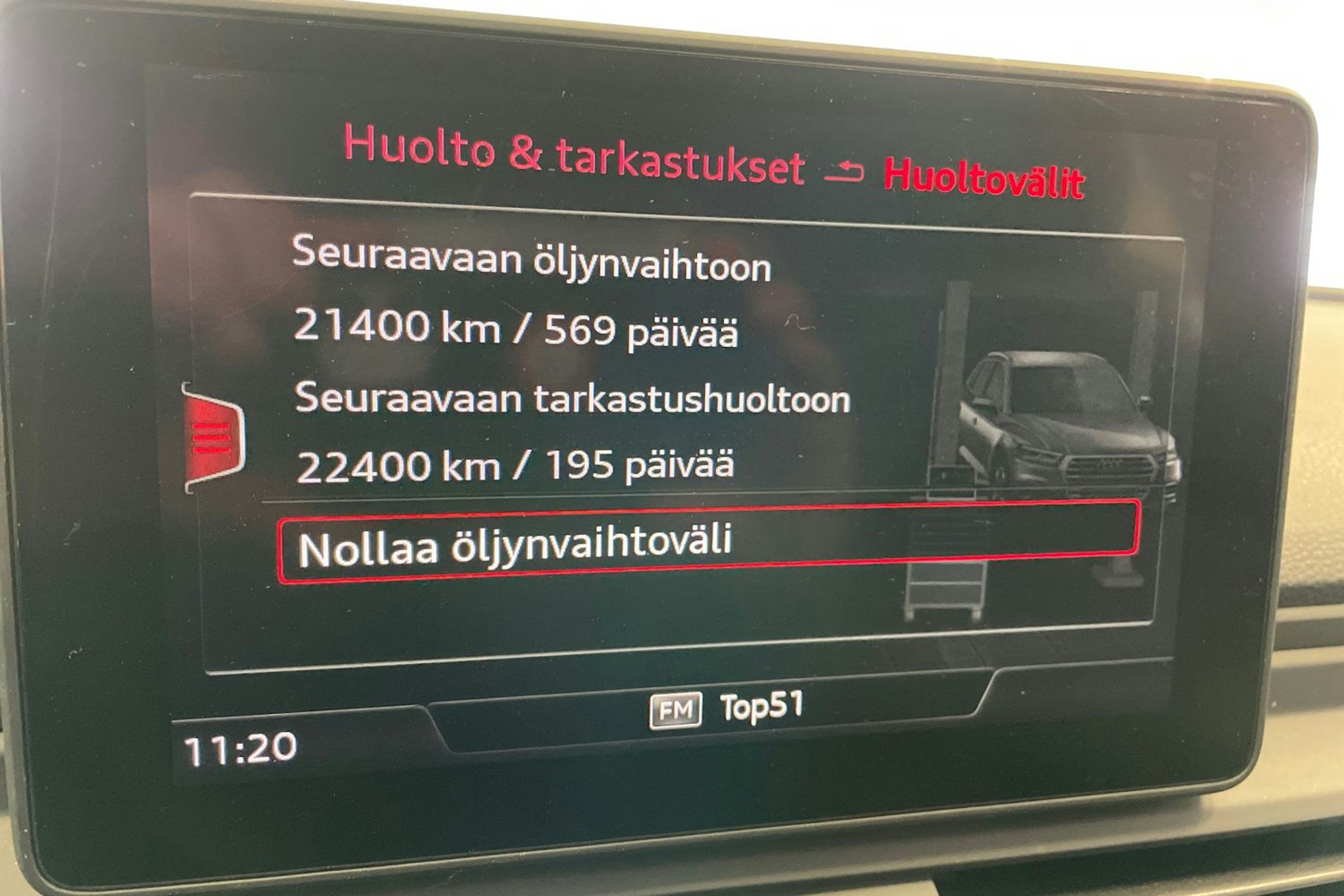 Musta Audi Q5 2020 kuva 21.