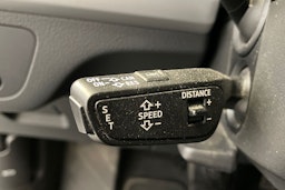 Musta Audi Q5 2020 kuva 24.