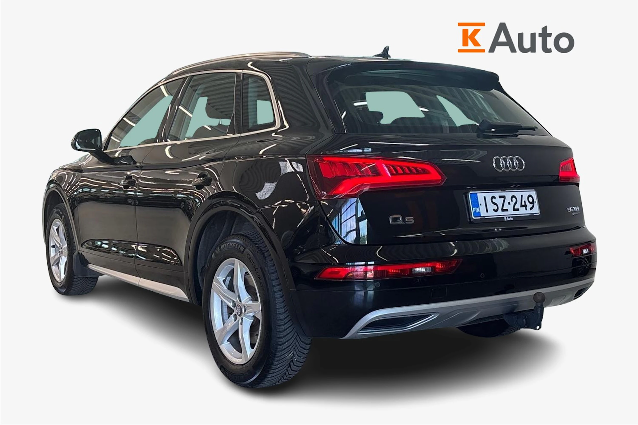 Musta Audi Q5 2020 kuva 2.