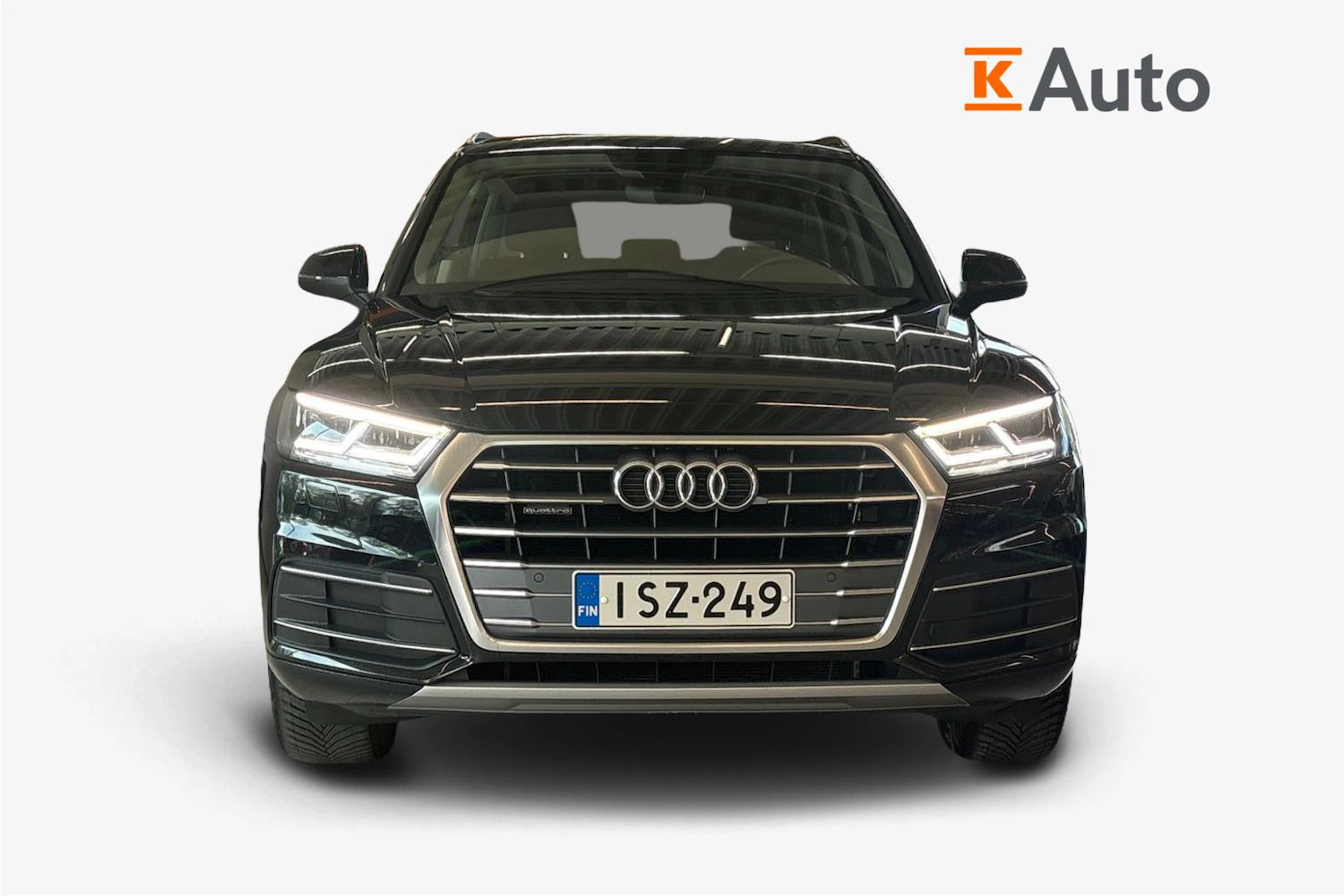 Musta Audi Q5 2020 kuva 4.