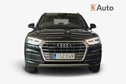 Musta Audi Q5 2020 kuva 4.