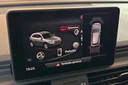 Musta Audi Q5 2020 kuva 15.