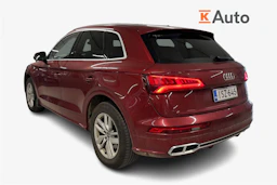 punainen Audi Q5 2020 kuva 2.