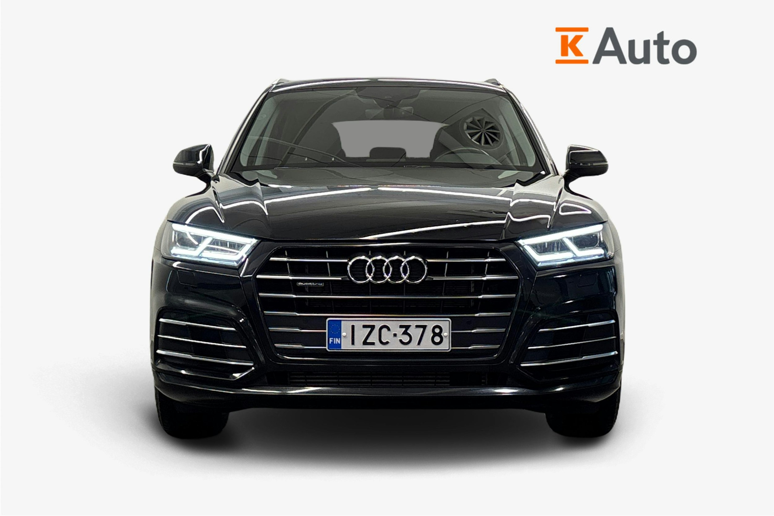 musta Audi Q5 2020 kuva 5.