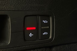 musta Audi Q5 2020 kuva 16.