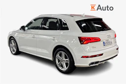 valkoinen Audi Q5 2020 kuva 2.