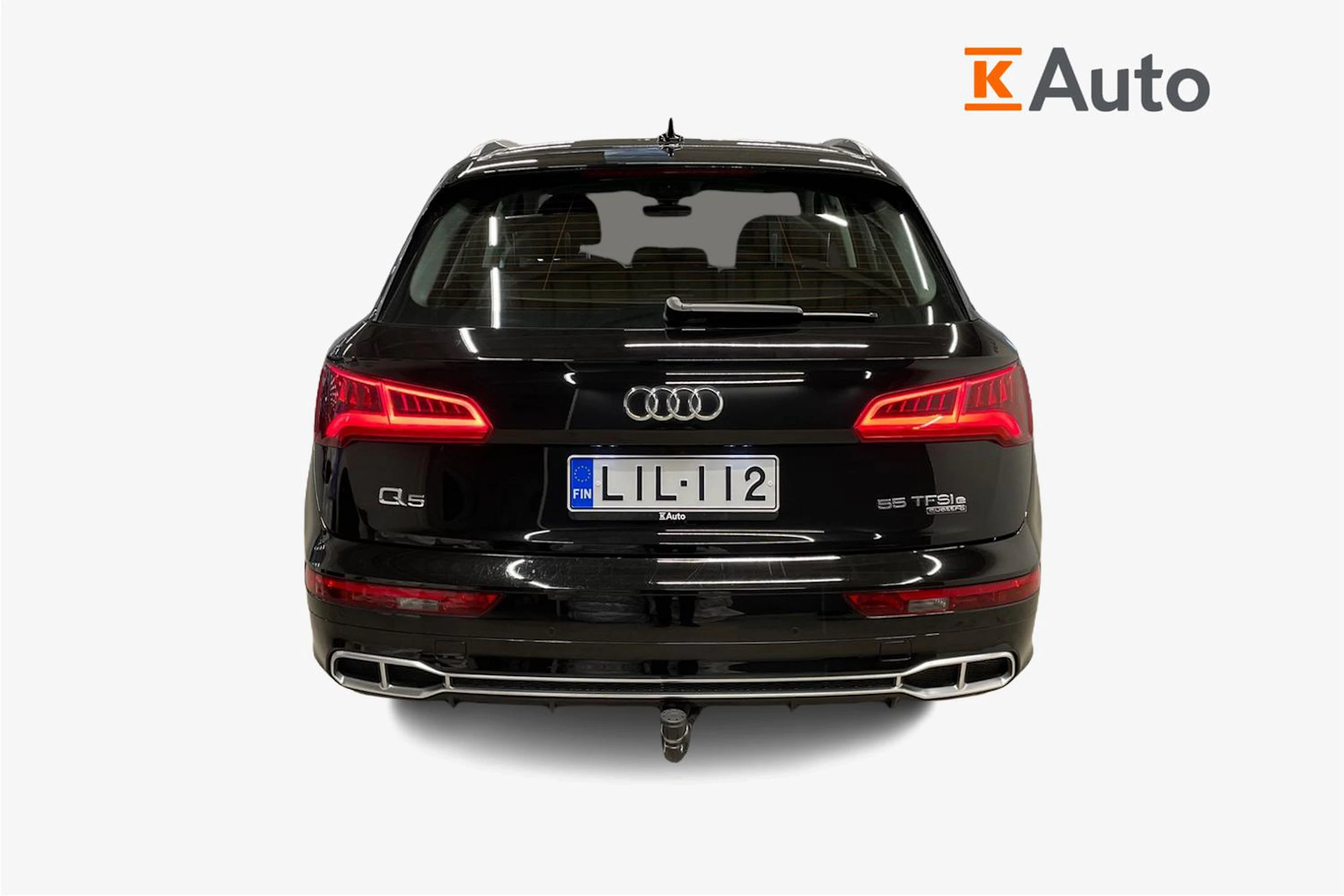 musta Audi Q5 2020 kuva 4.