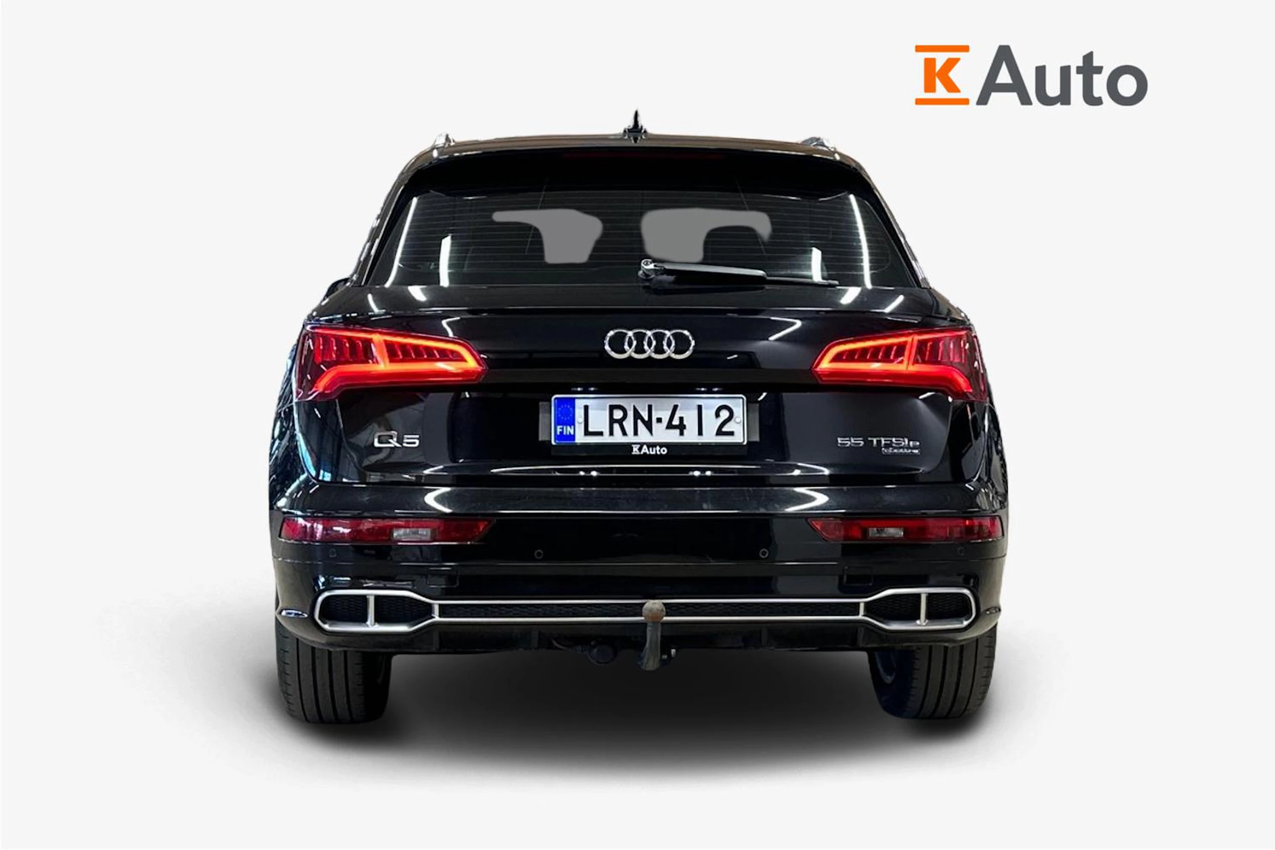 musta Audi Q5 2020 kuva 4.