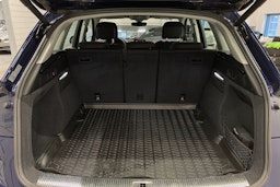 met. sininen Audi Q5 2020 kuva 15.