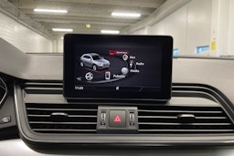 met. sininen Audi Q5 2020 kuva 18.