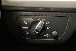 met. sininen Audi Q5 2020 kuva 21.