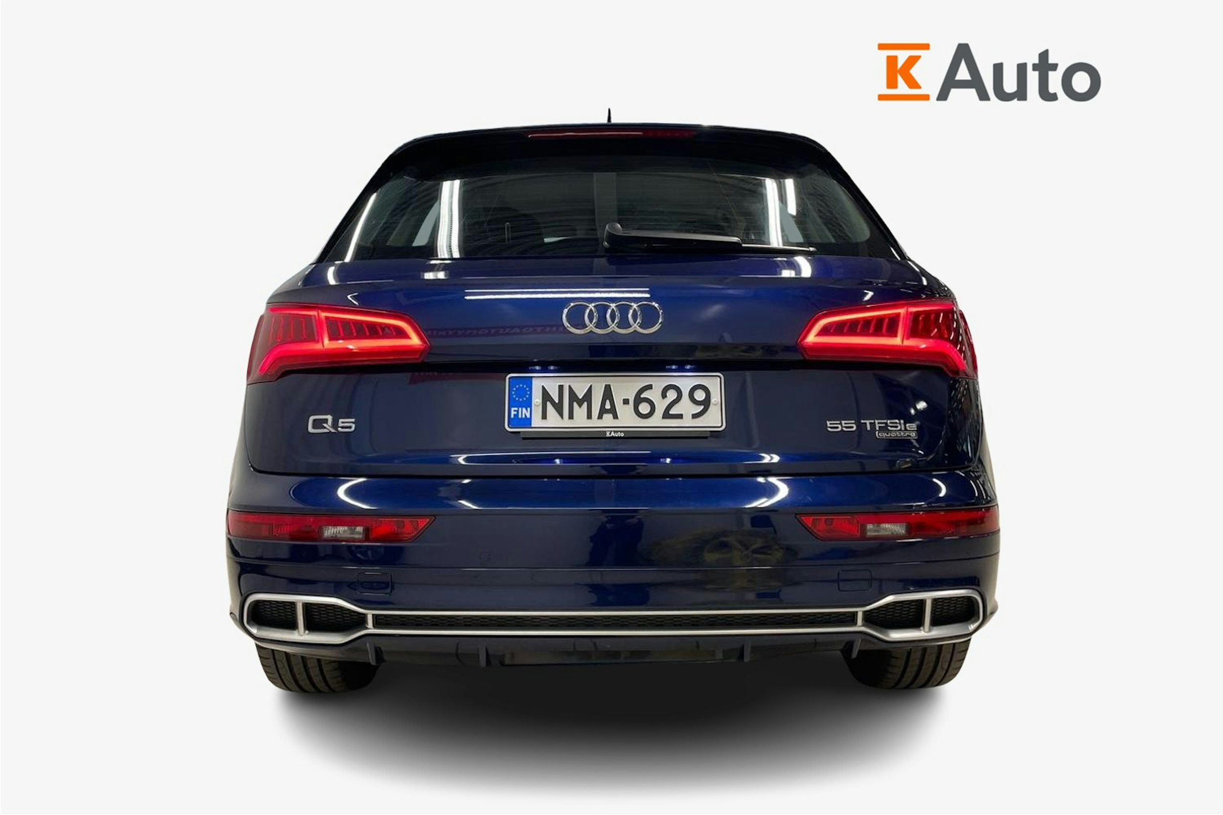 Sininen Audi Q5 2020 kuva 3.