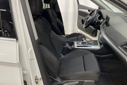 Valkoinen Audi Q5 2020 kuva 21.