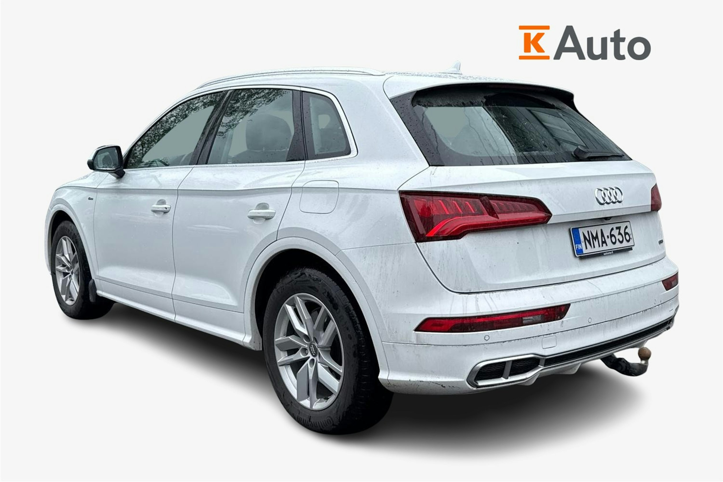 Valkoinen Audi Q5 2020 kuva 2.