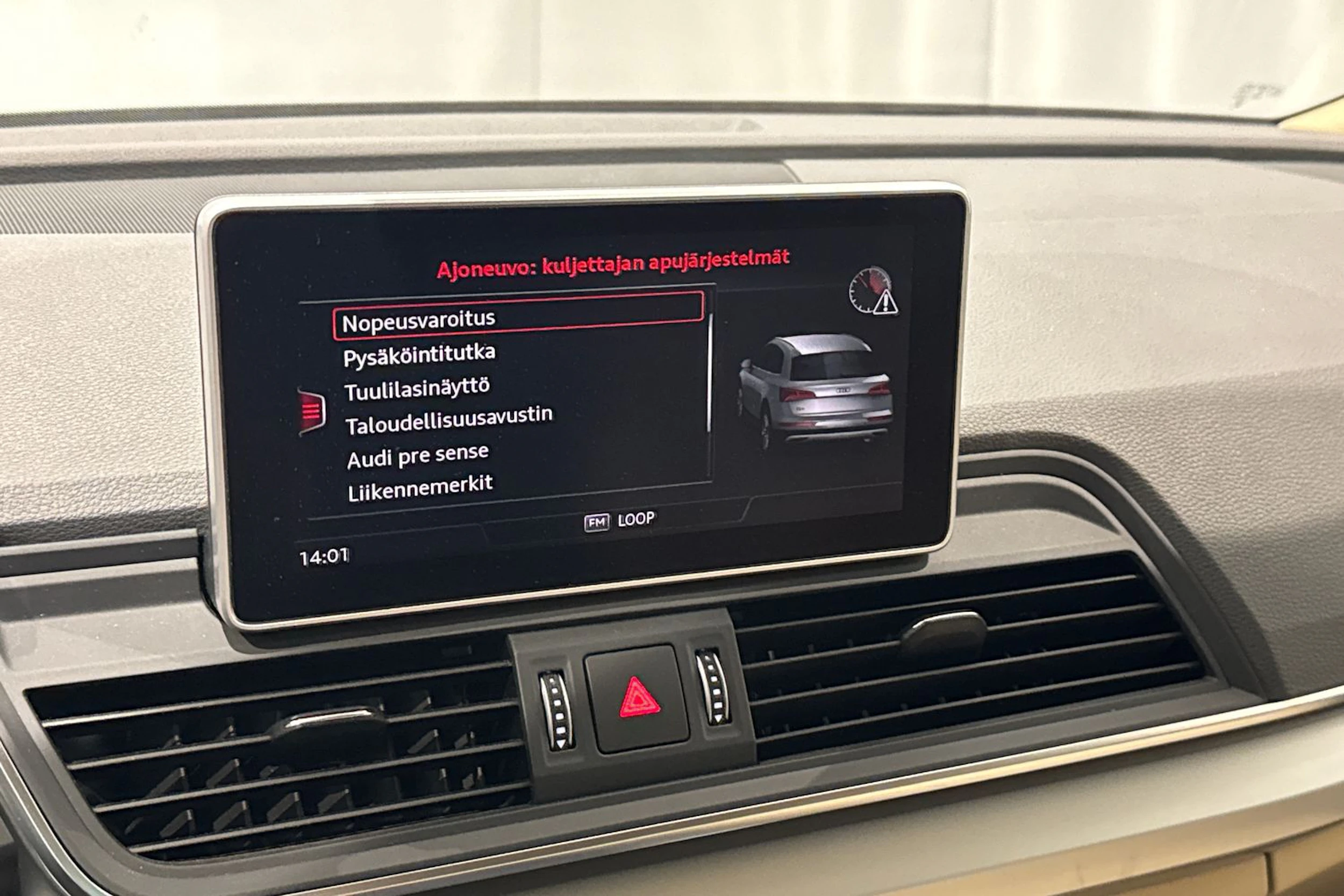 hopea Audi Q5 2020 kuva 19.
