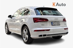 valkoinen Audi Q5 2020 kuva 2.