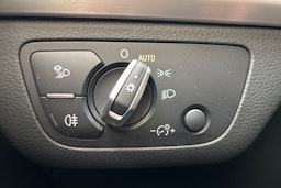 valkoinen Audi Q5 2020 kuva 20.