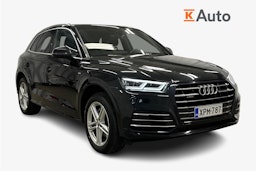 musta Audi Q5 2020 kuva 1.