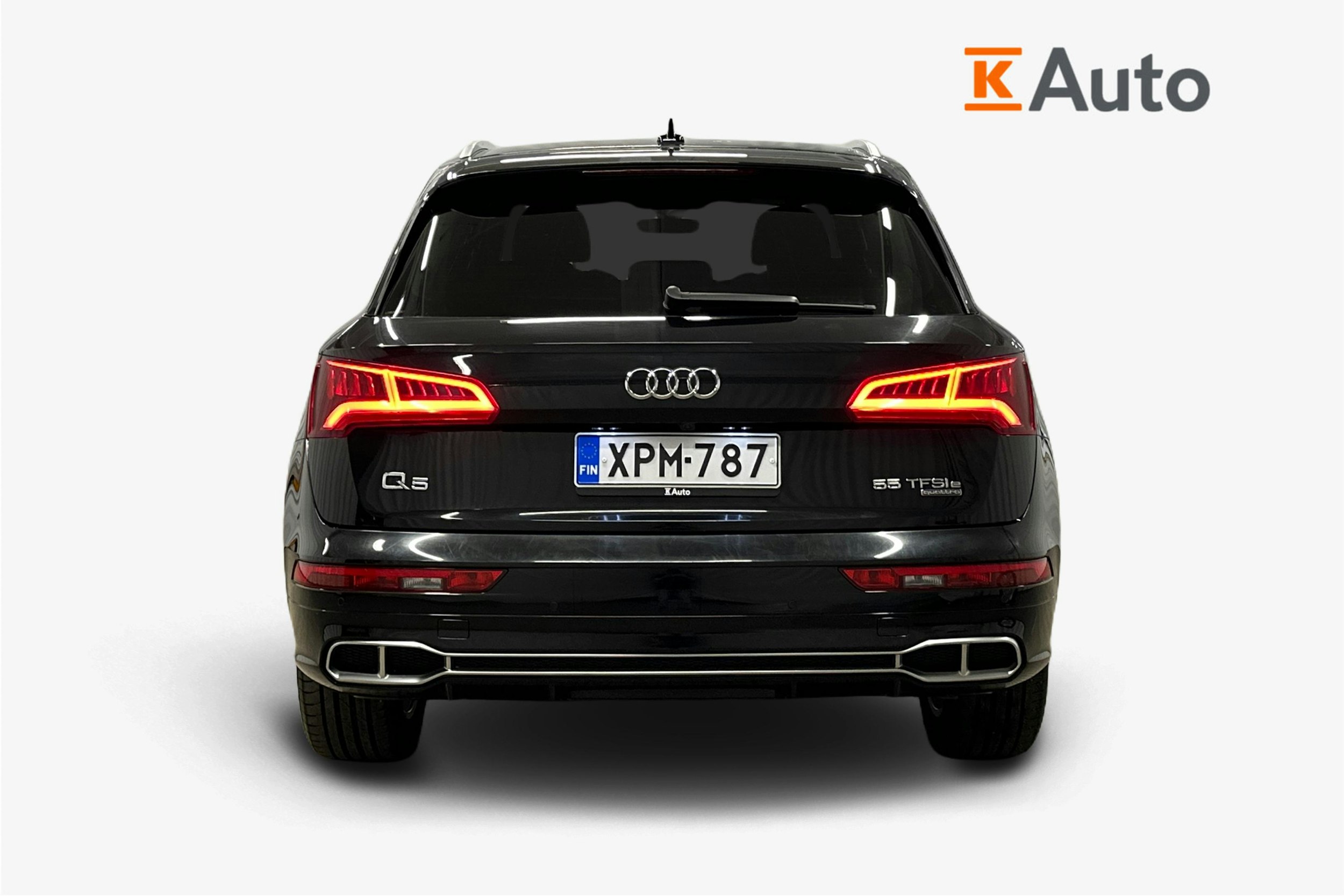 musta Audi Q5 2020 kuva 3.