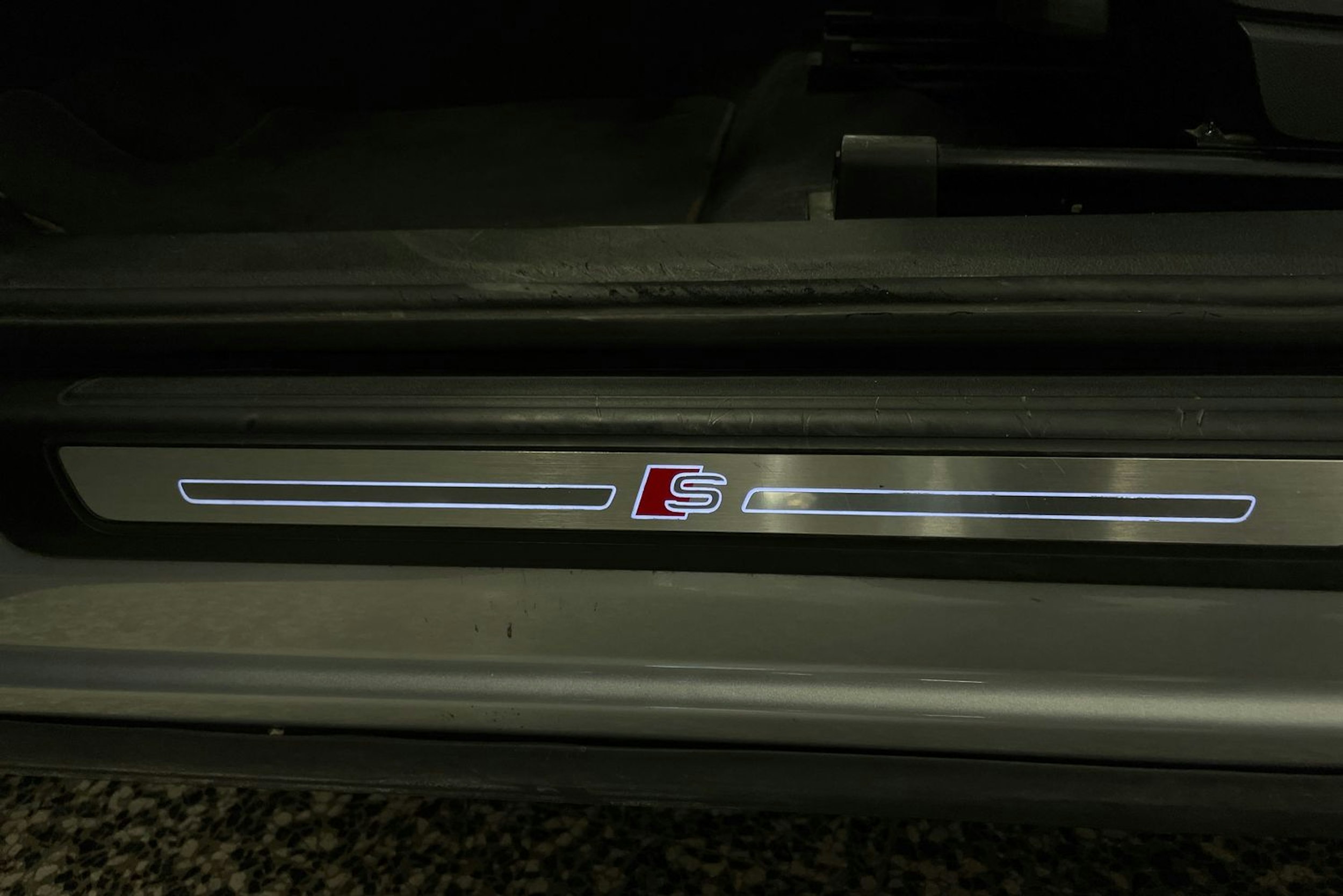 hopea Audi Q5 2020 kuva 16.