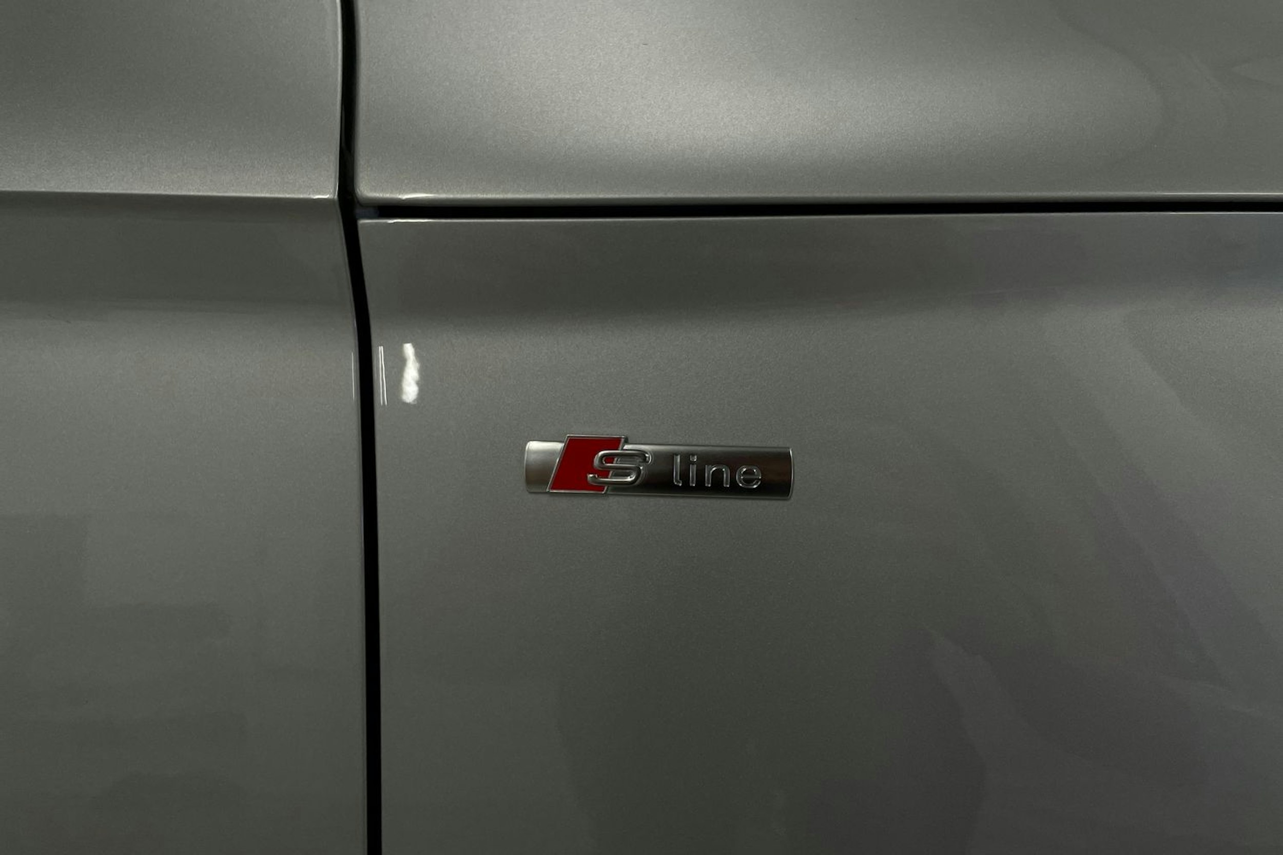 hopea Audi Q5 2020 kuva 20.