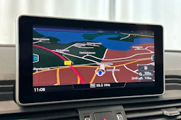 met. sininen Audi Q5 2020 kuva 18.