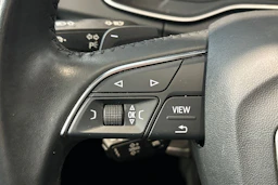 met. sininen Audi Q5 2020 kuva 31.