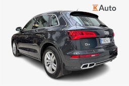 harmaa Audi Q5 2020 kuva 2.