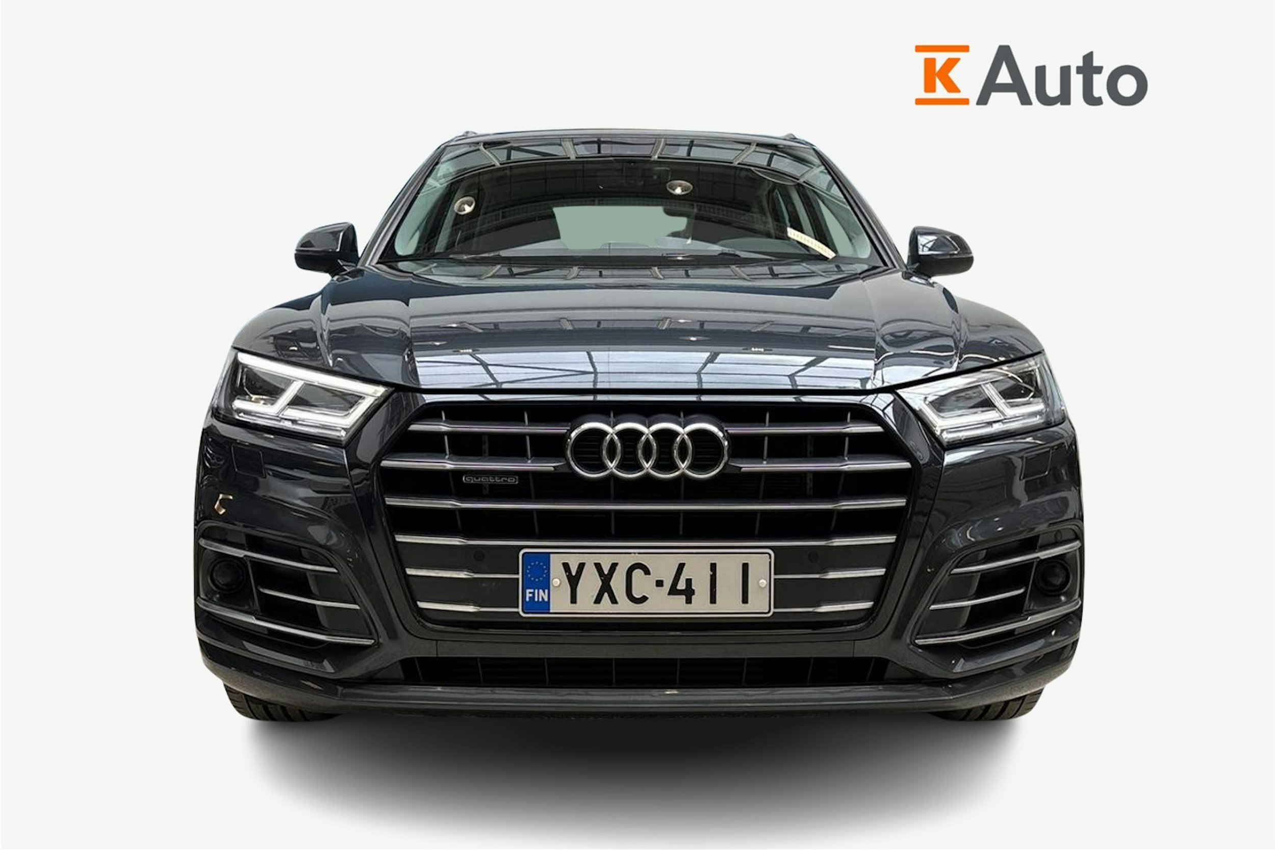 harmaa Audi Q5 2020 kuva 5.