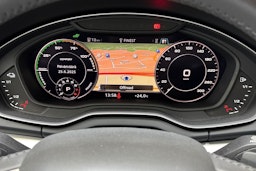 harmaa Audi Q5 2020 kuva 27.