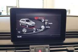 sininen Audi Q5 2020 kuva 24.