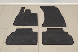 sininen Audi Q5 2020 kuva 38.