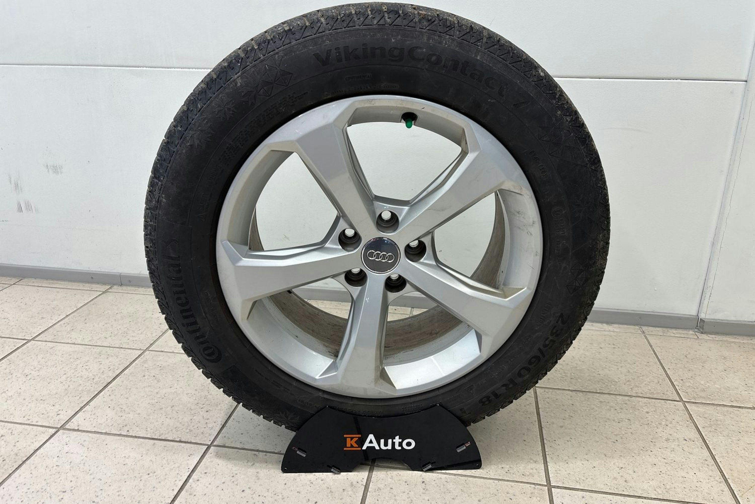 Ruskea (beige) Audi Q5 2020 kuva 11.