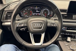 Ruskea (beige) Audi Q5 2020 kuva 14.