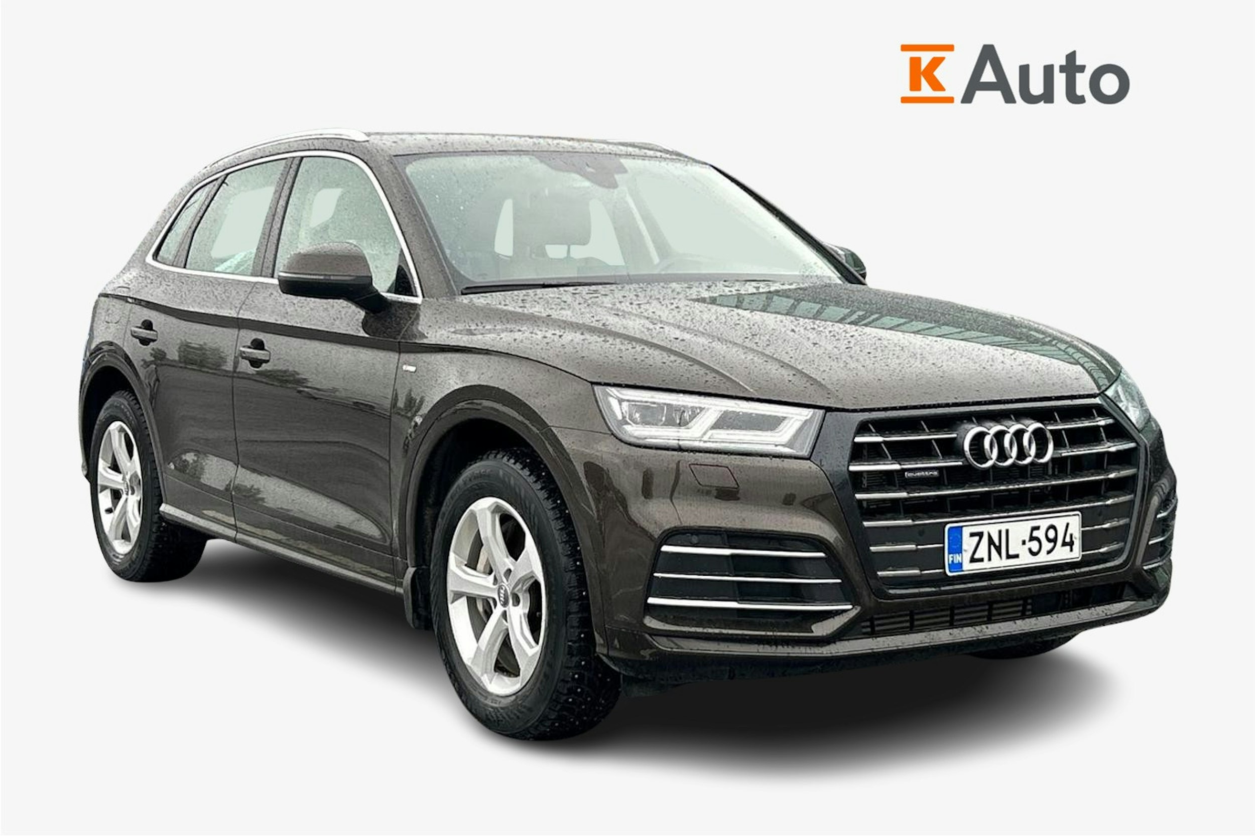ruskea (beige) Audi Q5 2020 kuva 1.