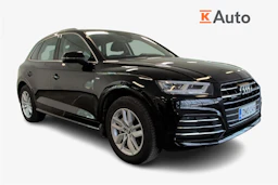 musta Audi Q5 2020 kuva 1.