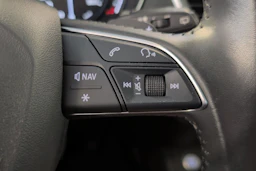 musta Audi Q5 2020 kuva 26.