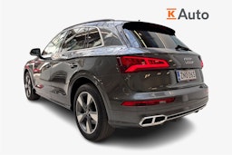 harmaa Audi Q5 2020 kuva 2.