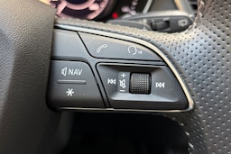 harmaa Audi Q5 2020 kuva 20.