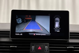 sininen Audi Q5 2020 kuva 20.