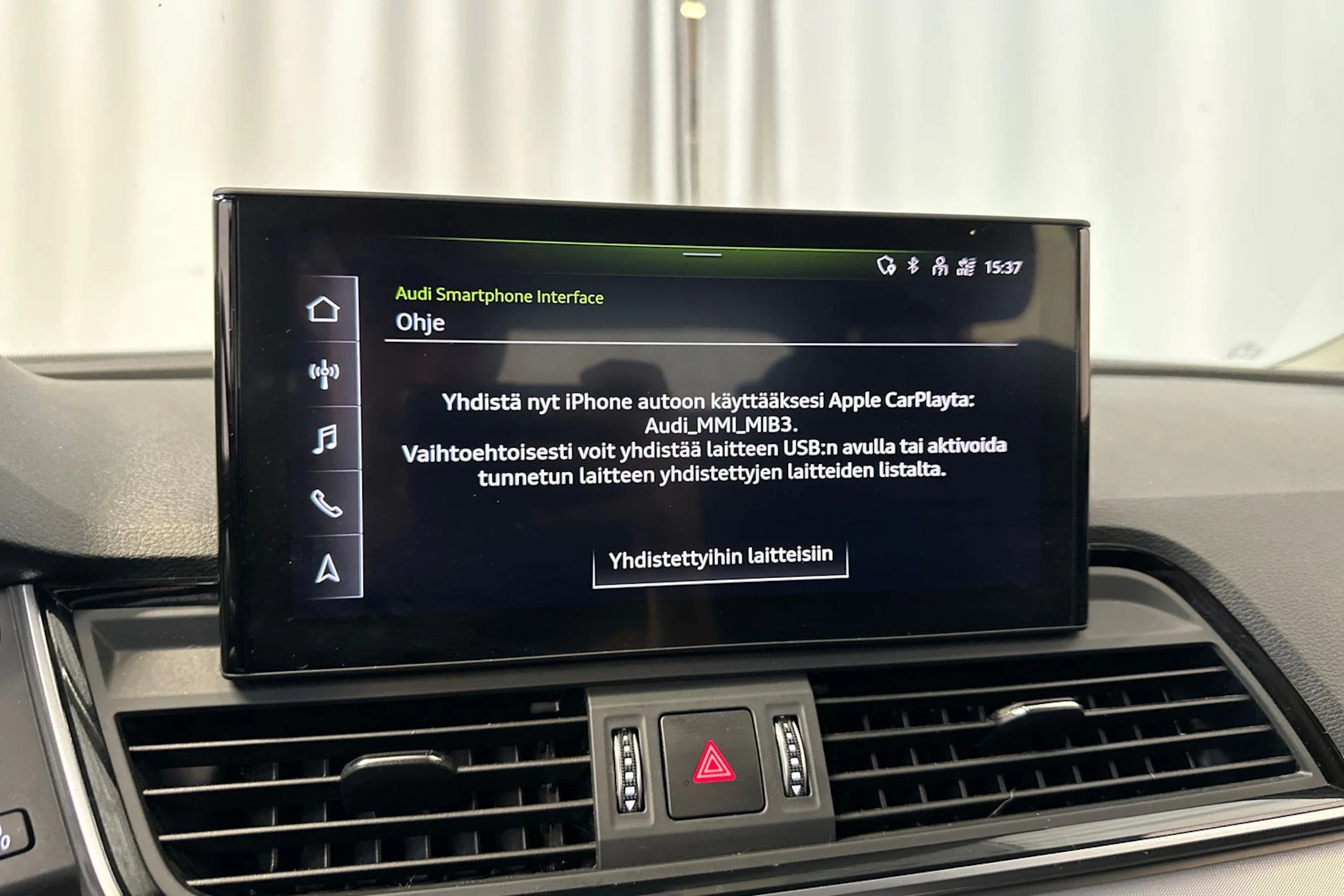 Punainen Audi Q5 2021 kuva 25.