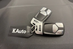 met. musta Audi Q5 2021 kuva 33.