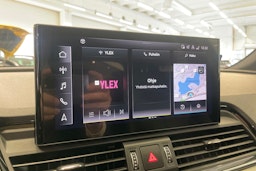 Harmaa Audi Q5 2021 kuva 20.
