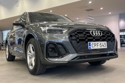 Harmaa Audi Q5 2021 kuva 26.