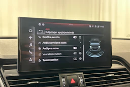 sininen Audi Q5 2021 kuva 22.