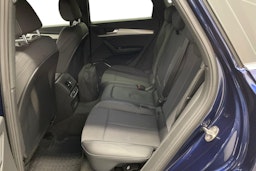 sininen Audi Q5 2021 kuva 10.