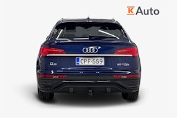 Sininen Audi Q5 2021 kuva 3.