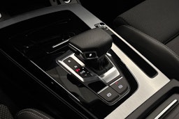 Sininen Audi Q5 2021 kuva 20.
